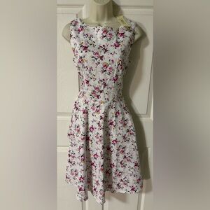 NWT Oten pink white Floral Sleeveless Dress adorable! Size medium
